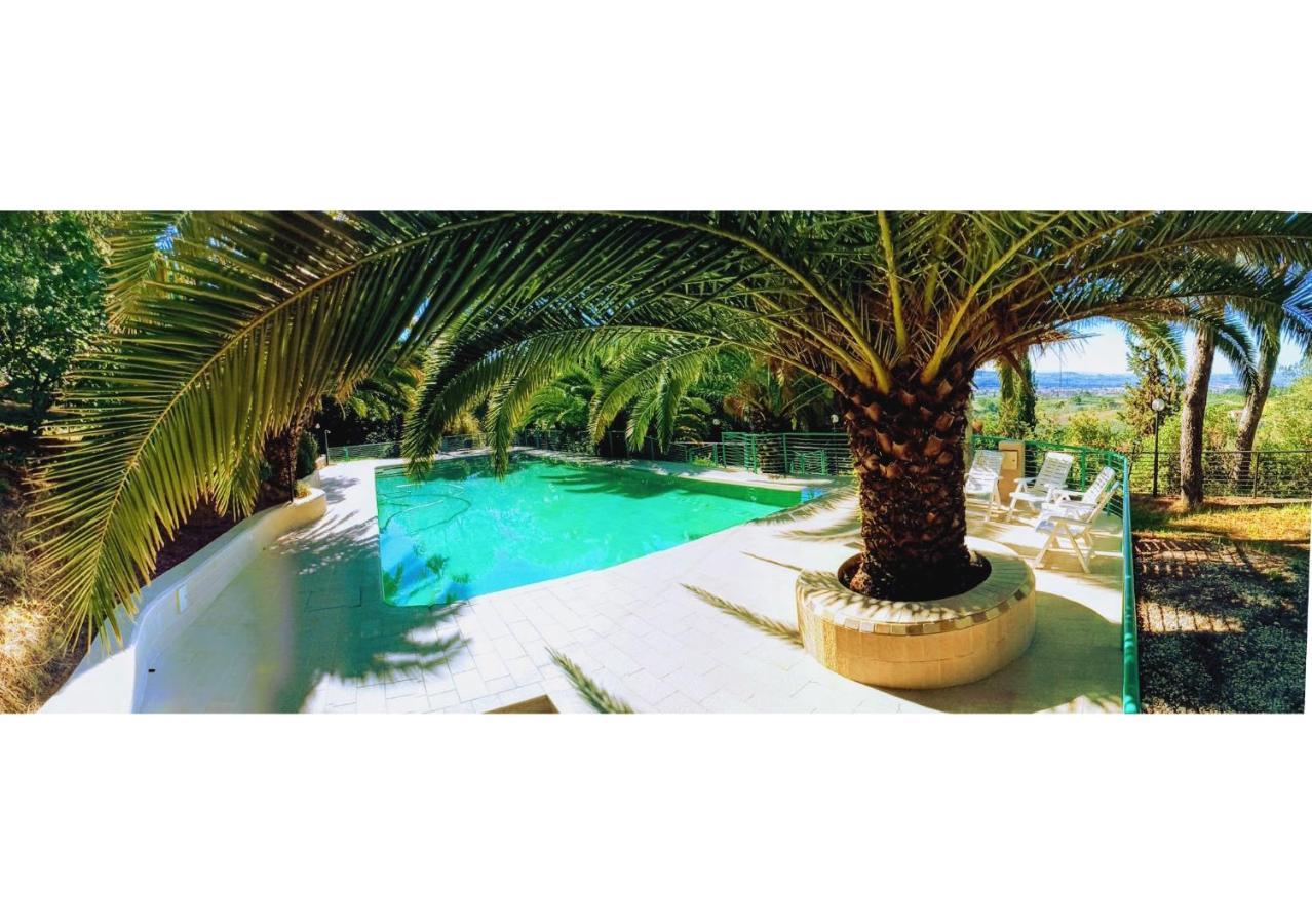 מונטלופו פיורנטינו Agriturismo Poggio Al Pino מראה חיצוני תמונה