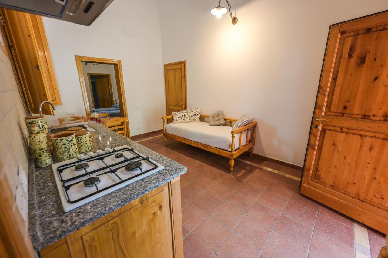 מונטלופו פיורנטינו Agriturismo Poggio Al Pino מראה חיצוני תמונה