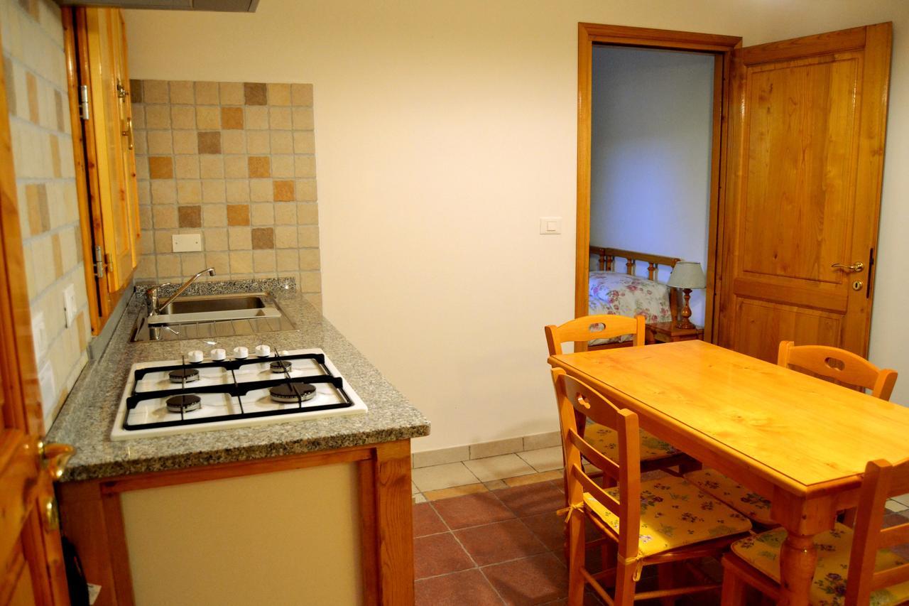 מונטלופו פיורנטינו Agriturismo Poggio Al Pino מראה חיצוני תמונה